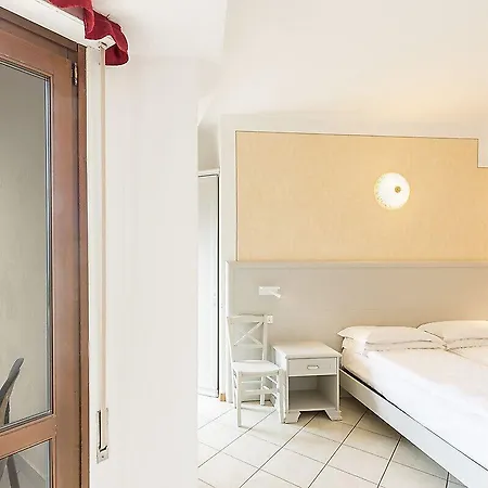 Garda Bellevue Szálloda Limone sul Garda