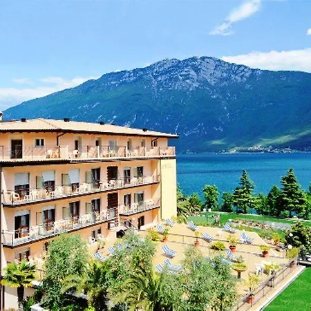 Szálloda Garda Bellevue Limone sul Garda