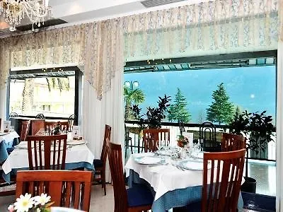 加尔达贝尔维尤酒店 酒店 4*