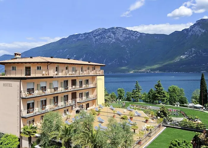 Hotel Garda Bellevue 4*
