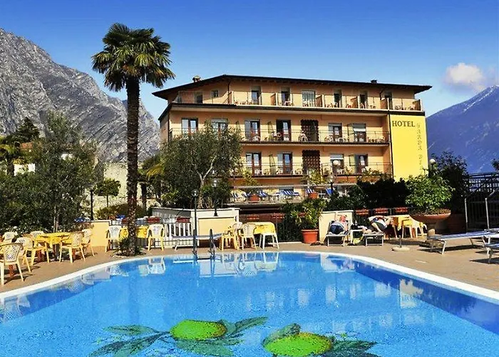 Hotel Garda Bellevue