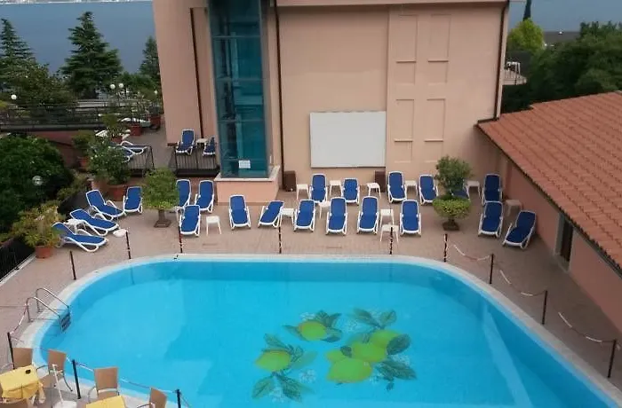 Hotel Garda Bellevue 4*