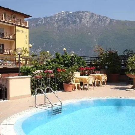 Szálloda Garda Bellevue